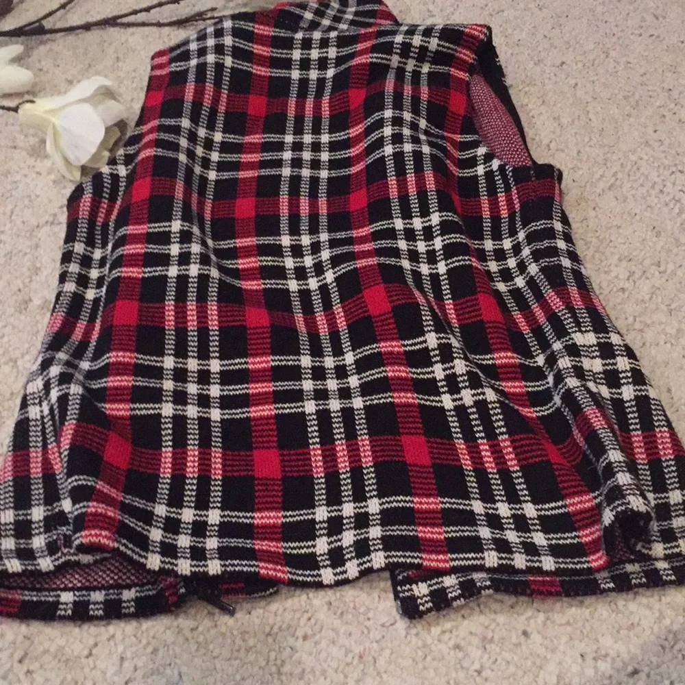NWT Chaps asymmetrical plaid holiday zipup vest M - Picture 8 of 8